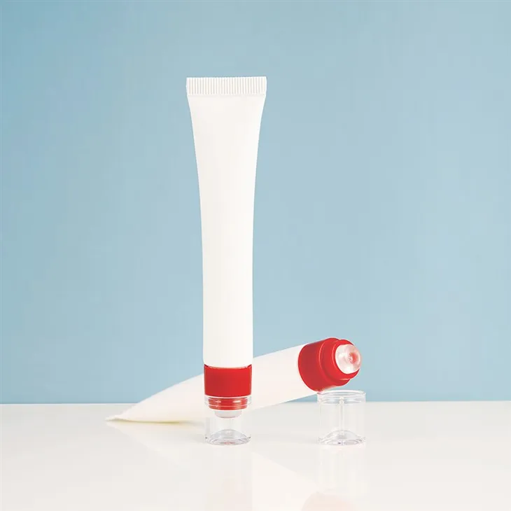 15ml Lip Gloss Care Packaging Tube With High Elastic Silicone Lip Applicator