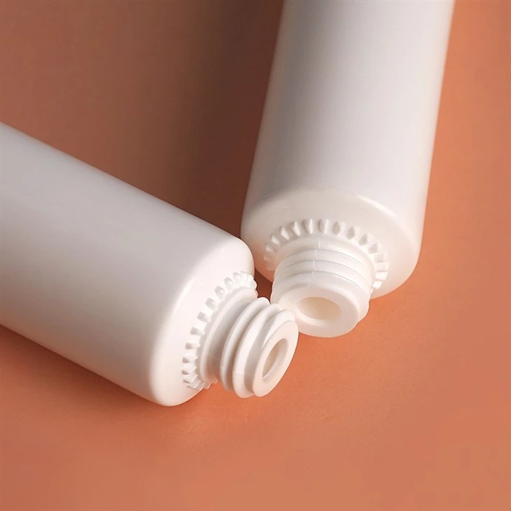 25ml New Design Cosmetic Squeeze Tube Massage Cream Eye Cream Container Tube With Stainless Steel Roller Ball Applicator